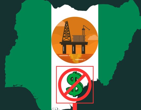 Nigeria ditches US dollar, will now sell crude oil in naira