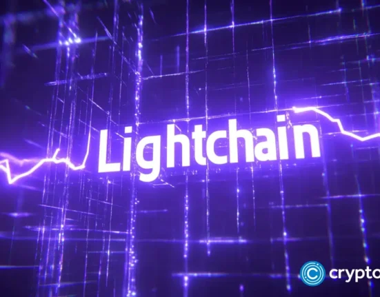 A side-by-side comparison of Ripple and Lightchain AI